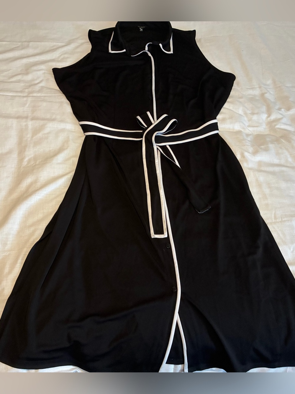 Talbots tipped jersey shirtdress in black with white contrast piping Trim - 2Xp - Picture 2 of 16